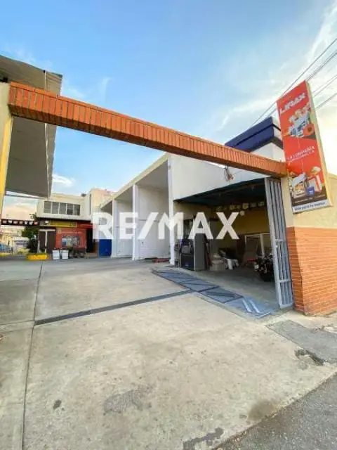 Local Comercial Autolavado en Alquiler Avenida Santa Barbara - Cabudare