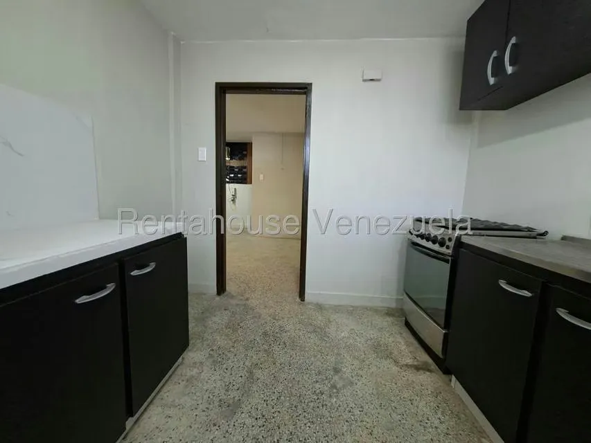 Apartamento (1 Nivel) en Venta en La Trinidad, Zulia - 3
