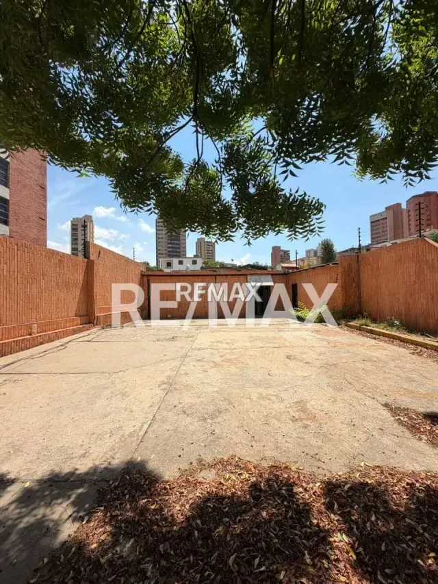 TERRENO EN VENTA EN AVENIDA EL MILAGRO - 5