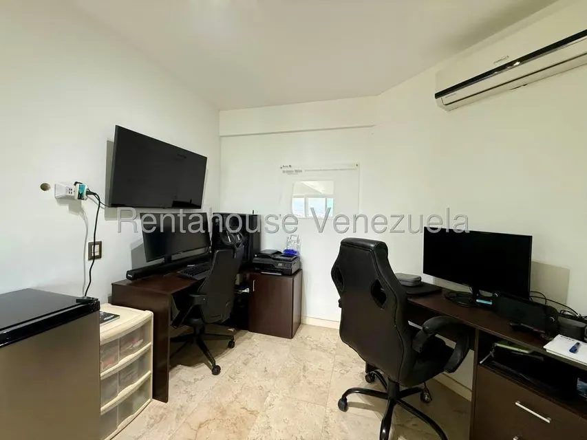 Apartamento (1 Nivel) en Venta en Solar del Hatillo, Distrito Metropolitano - 21