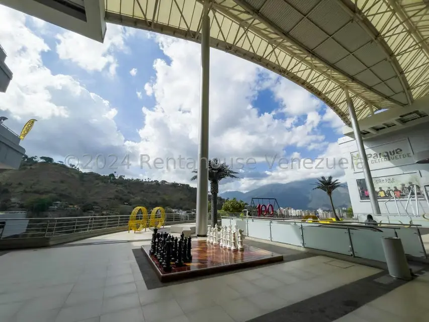 Oficina en Venta en Cerro Verde, Distrito Metropolitano - 13