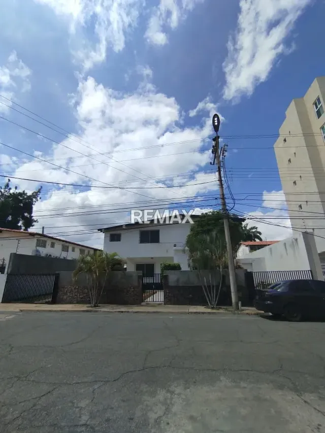 En venta casa quinta. En casco central. Morro I. Lechería - 9