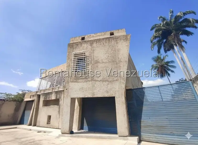 Comercial (Local Comercial) en Alquiler en Centro, Aragua