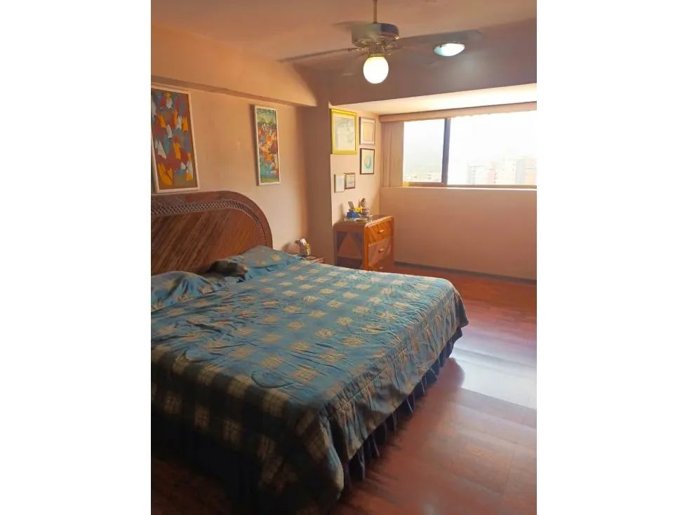 Vendo penthouse 225m2 4h/3b/2p Los Chaguaramos 8901 - 16