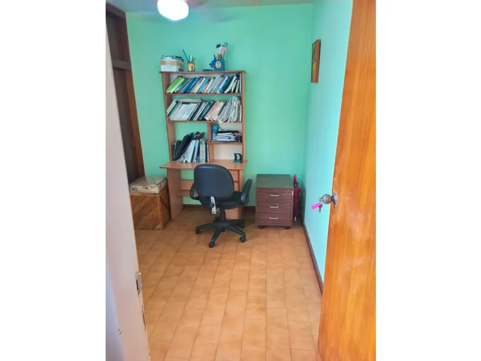 Vendo penthouse 225m2 4h/3b/2p Los Chaguaramos 8901 - 8