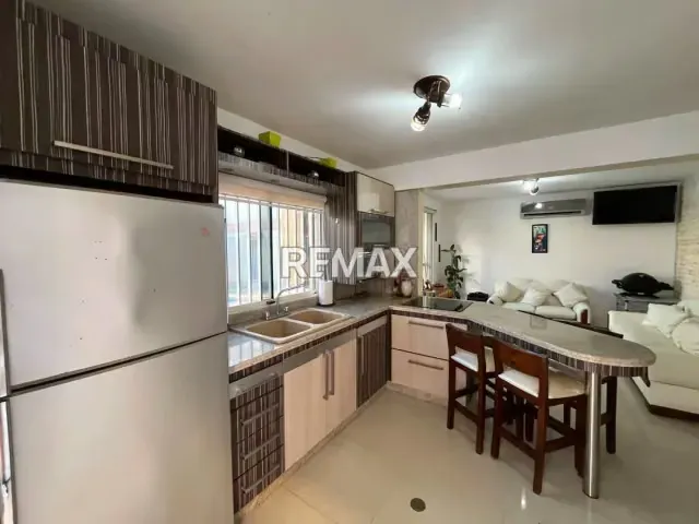 En Venta Apartamento Planta Baja en conjunto Villas del Puerto Tucacas - 5
