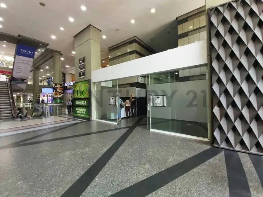 OFICINA CORPORATIVA EN CENTRO COMERCIAL EL RECREO - 2