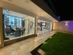 Vista 61
