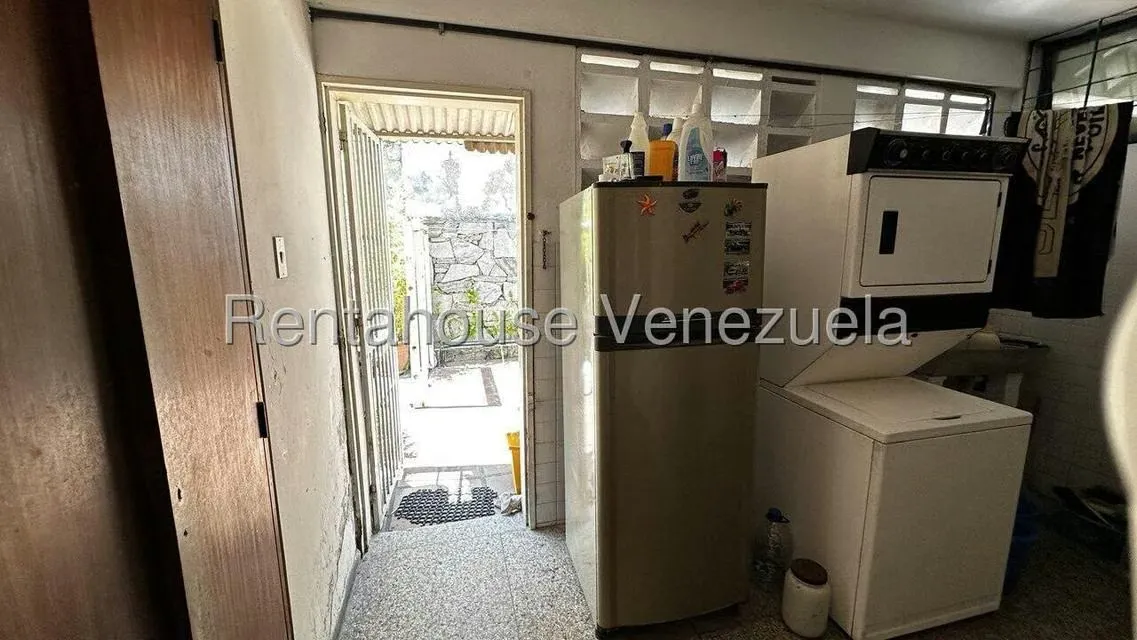 Casa (Multipes Niveles) en Venta en Prados del Este, Distrito Metropolitano - 19