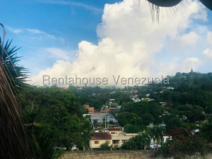 Casa (Multipes Niveles) en Venta en Prados del Este, Distrito Metropolitano - 51
