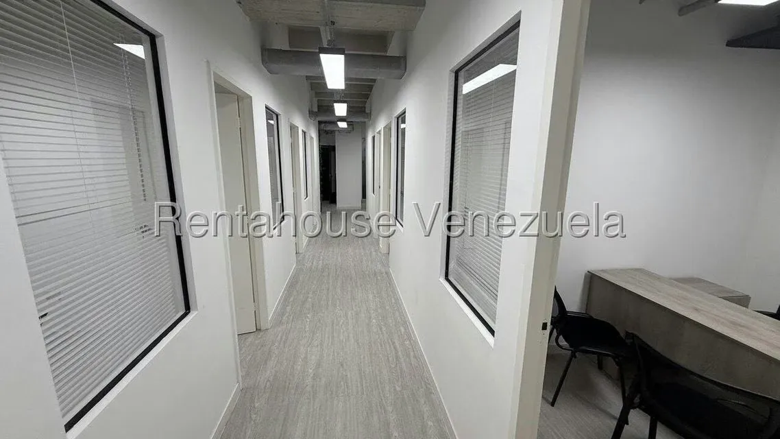 Oficina en Alquiler en Los Ruices, Distrito Metropolitano - 17
