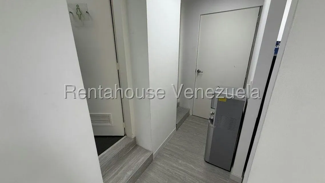 Oficina en Alquiler en Los Ruices, Distrito Metropolitano - 10