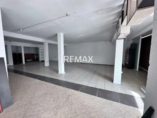 Local Comercial en Alquiler Diagonal Avenida ollarvides - 4