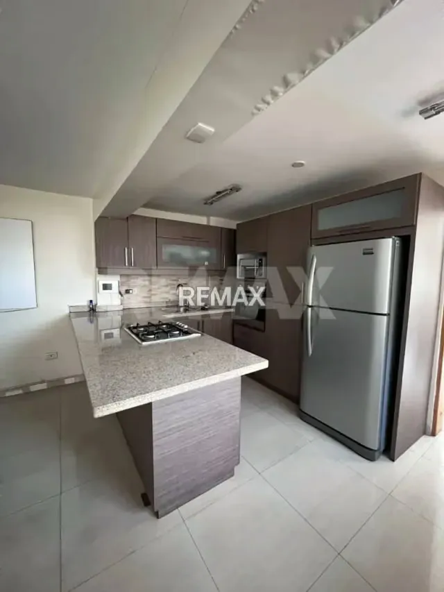 Apartamento en recidencial Nazareno la limpia 1 piso - 2