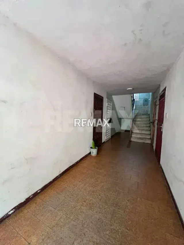 Apartamento en recidencial Nazareno la limpia 1 piso - 9