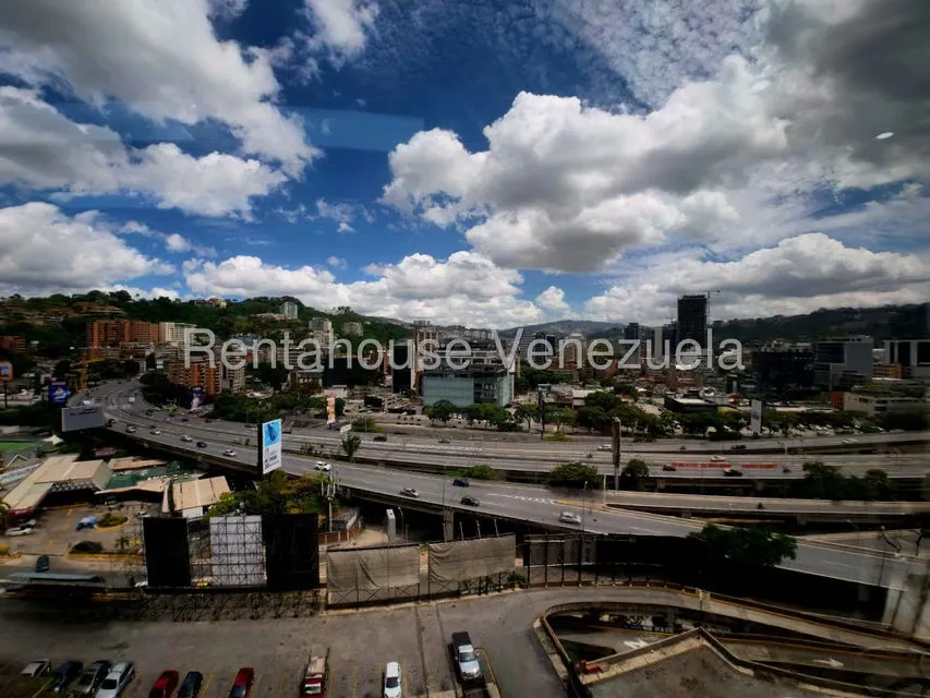 Oficina en Venta en Chuao, Distrito Metropolitano - 31