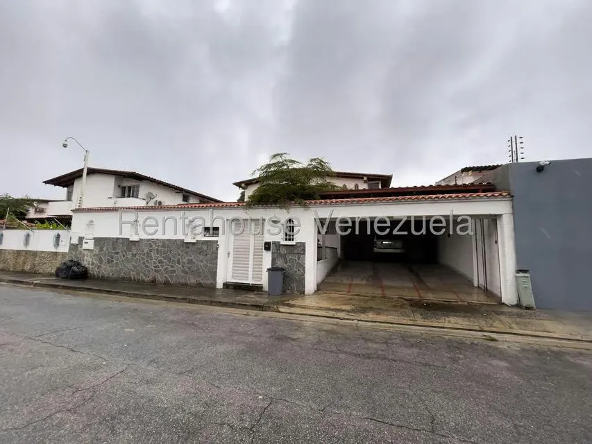 Casa (Multipes Niveles) en Venta en Santa Paula, Distrito Metropolitano