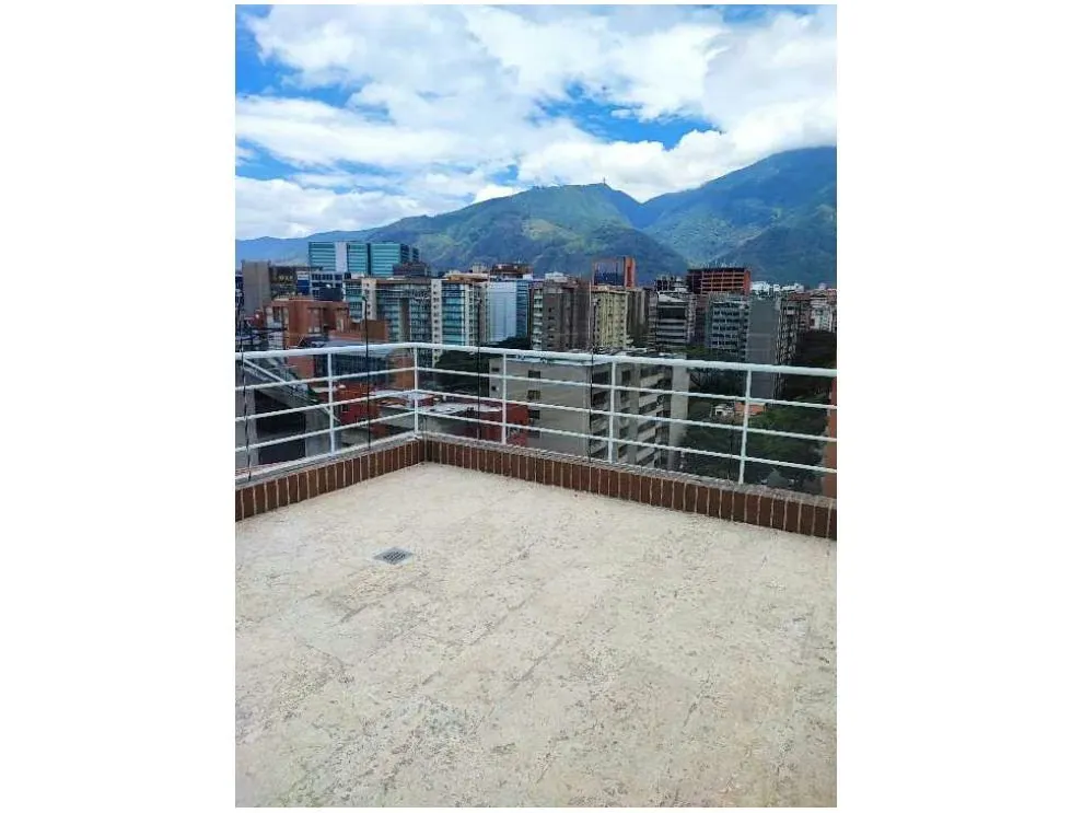 Se alquila PH 225m2 El Rosal 2812 - 24