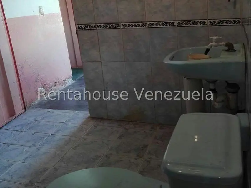 Casa (1 Nivel) en Venta en Loma de Mitimbis, Trujillo - 16