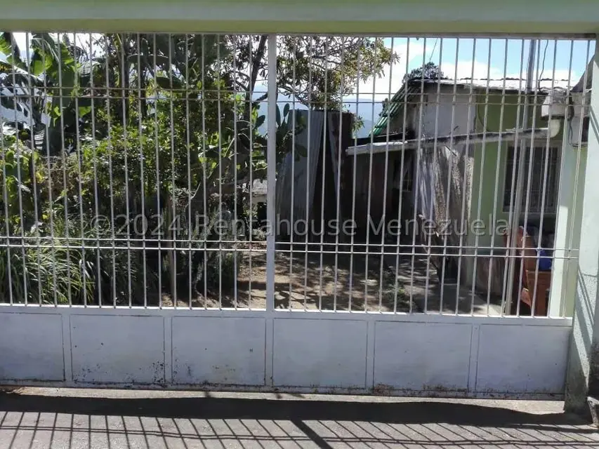 Casa (1 Nivel) en Venta en Loma de Mitimbis, Trujillo - 2