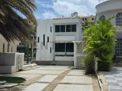 Remodela y diseña el hogar de tus sueños en Casa bote A