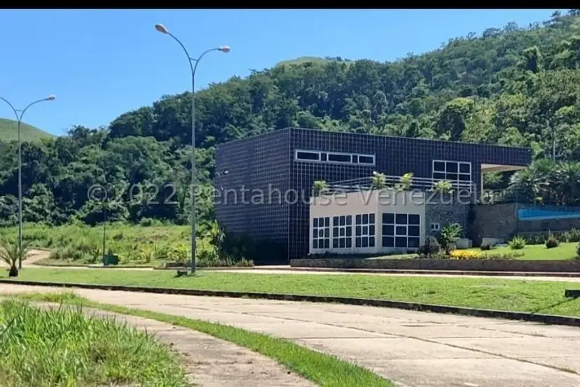 Terreno (Residencial) en Venta en Guataparo, Carabobo