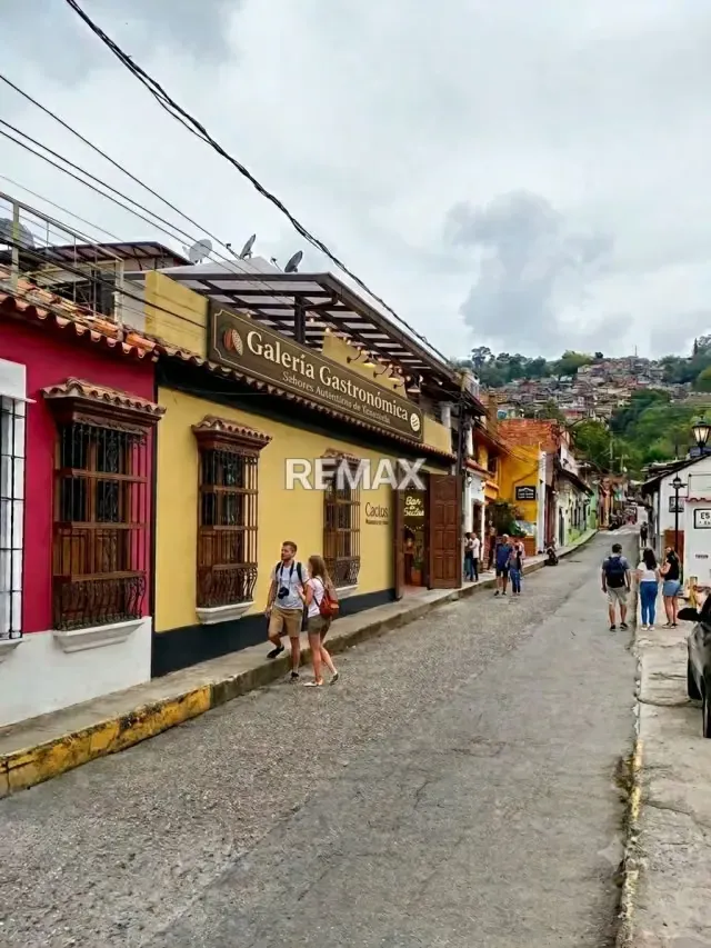 VENTA CASA COMERCIAL EN EL HATILLO