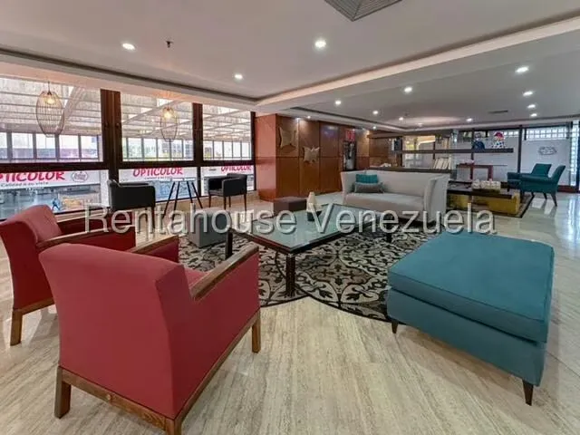 Apartamento (1 Nivel) en Venta en Chuao, Distrito Metropolitano - 16