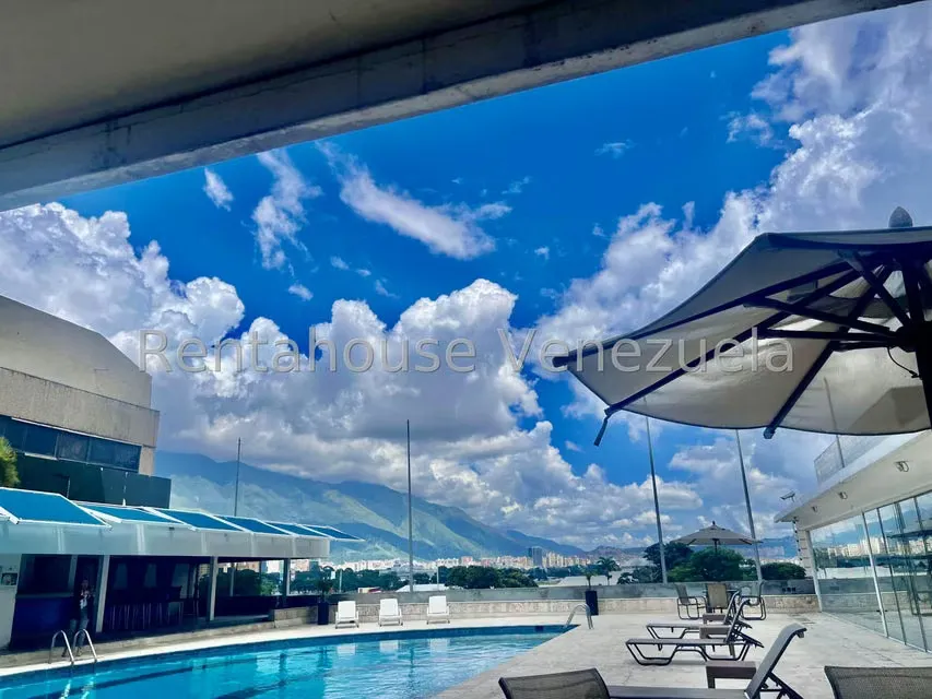 Apartamento (1 Nivel) en Venta en Chuao, Distrito Metropolitano - 10
