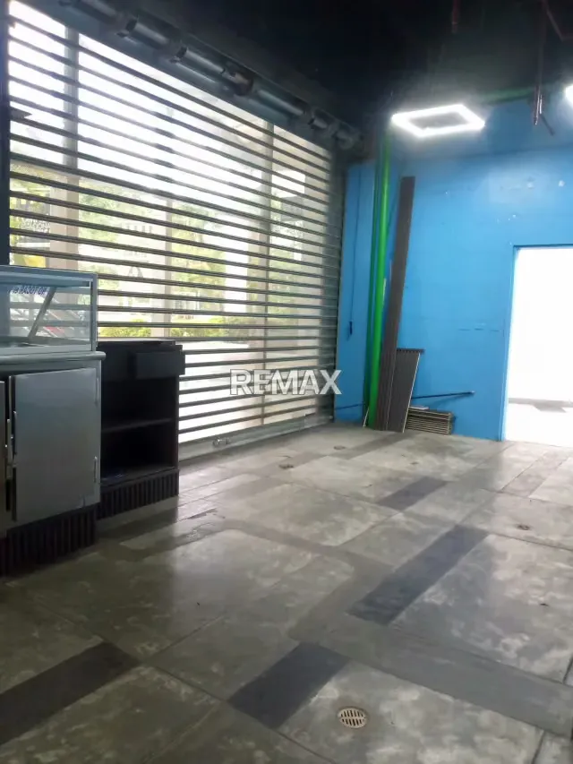 Local Comercial Centro de Conveniencias Xpress Macaracuay - 6