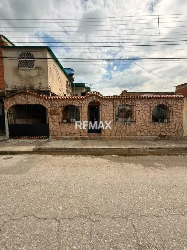 EN VENTA CASA UBICADA EN EL SECTOR 3 DE CANA DE AZUCAR - 11