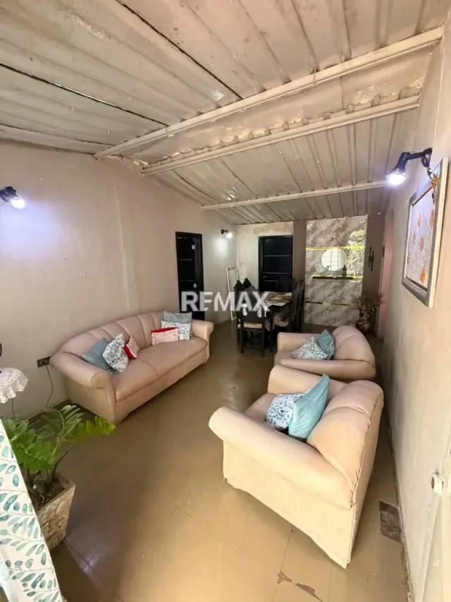 EN VENTA CASA UBICADA EN EL SECTOR 3 DE CANA DE AZUCAR - 5