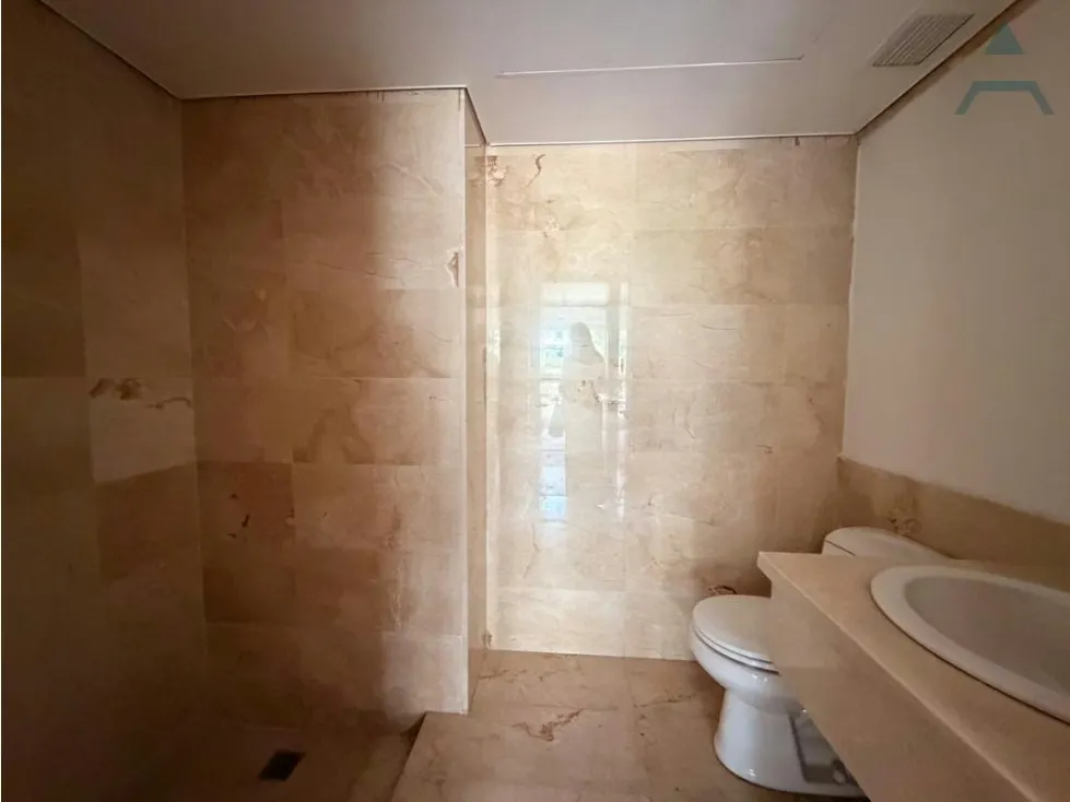 Se vende Apto 133m² 2h+s/2.5b+s/2p Lomas de Las Mercedes - 13