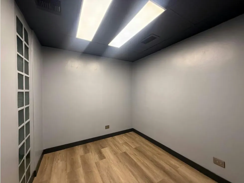 Alquilo oficina a estrenar 52m2 La Castellana 8941 - 12