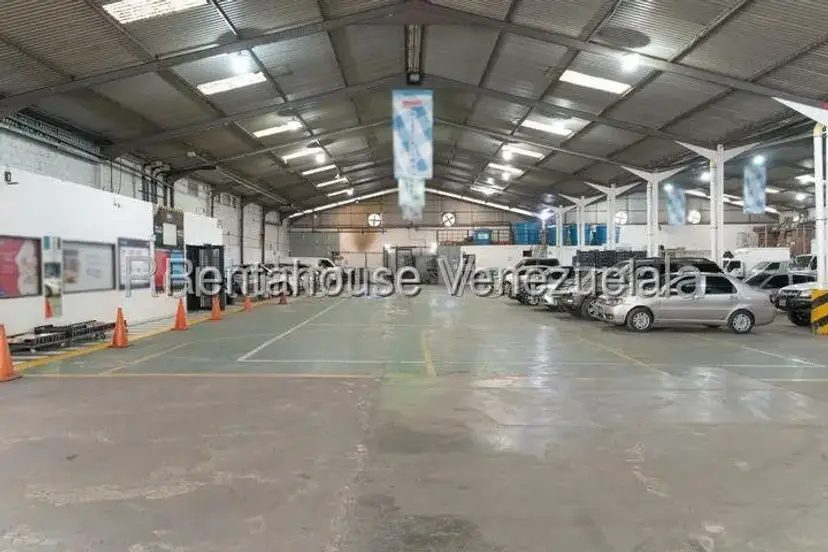 Comercial (Galpon - Deposito) en Alquiler en El Encantado, Distrito Metropolitano