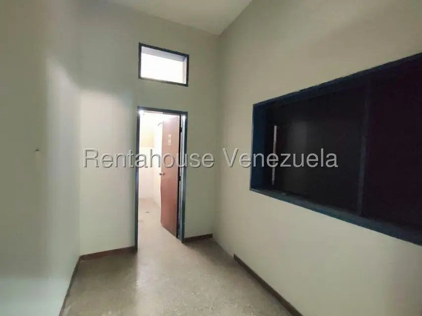 Comercial (Local Comercial) en Alquiler en Centro, Aragua - 13