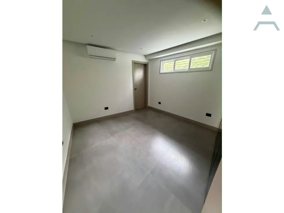 Se vende Apto Triplex 300m² 3h/3b/5p Lomas de Chuao - 15