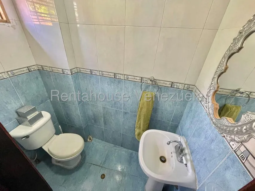 Casa (Multipes Niveles) en Venta en Los Chorros, Distrito Metropolitano - 11