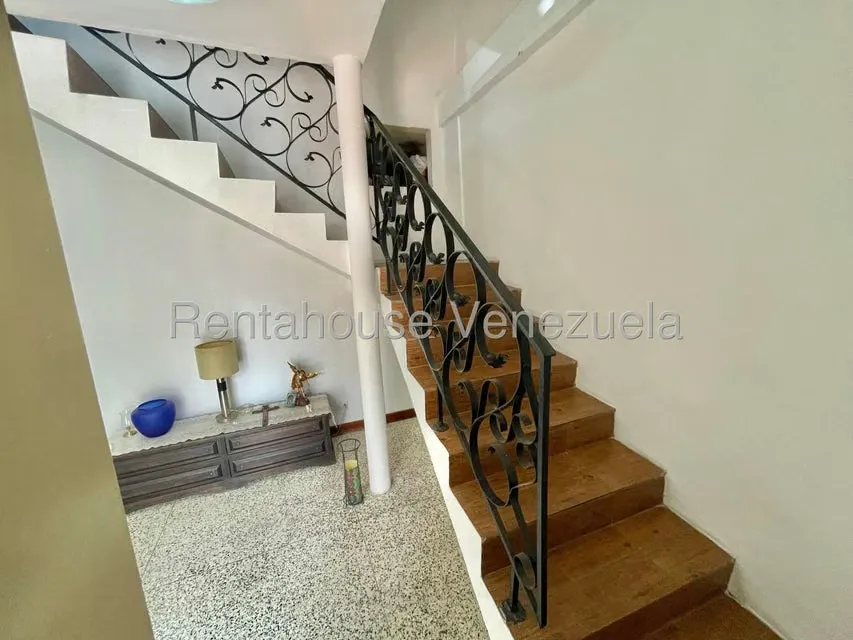 Casa (Multipes Niveles) en Venta en Los Chorros, Distrito Metropolitano - 14