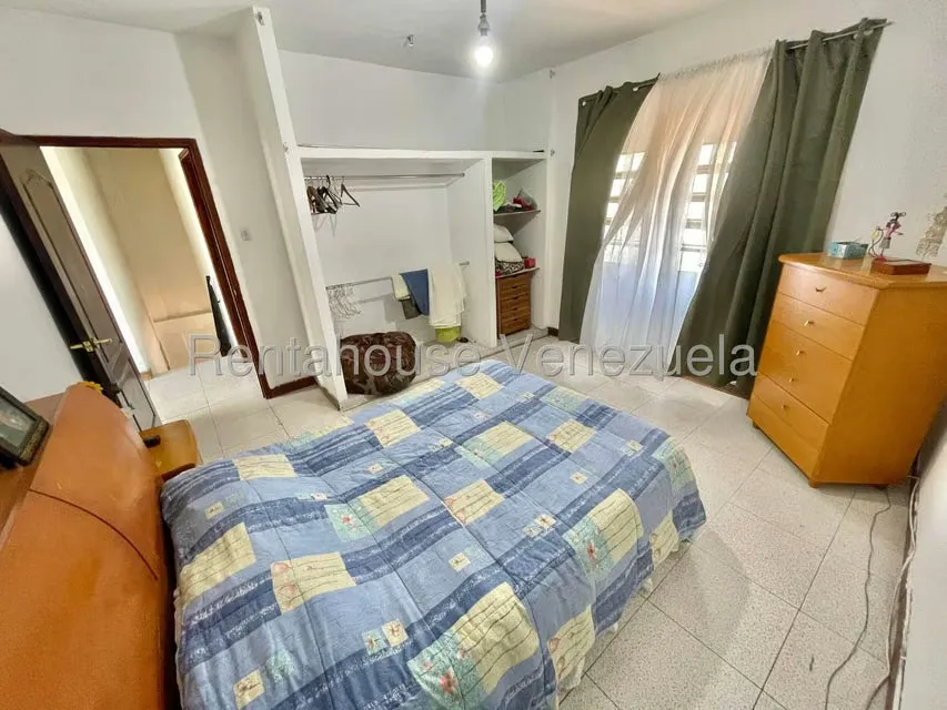 Casa (Multipes Niveles) en Venta en Los Chorros, Distrito Metropolitano - 18