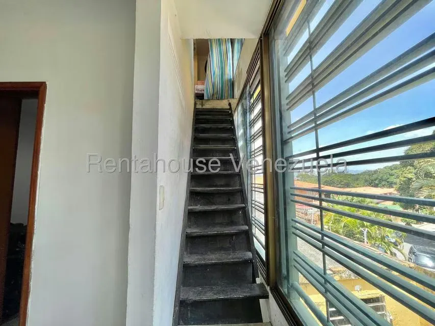 Casa (Multipes Niveles) en Venta en Los Chorros, Distrito Metropolitano - 32