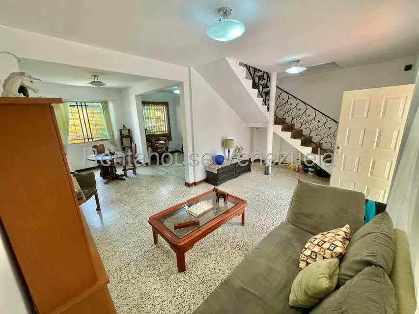 Casa (Multipes Niveles) en Venta en Los Chorros, Distrito Metropolitano - 6