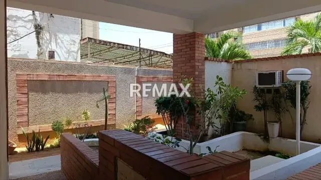 APARTAMENTO EN VENTA EDIFICIO INCARDI A POCOS METROS DE LA AV DELICIAS - 2