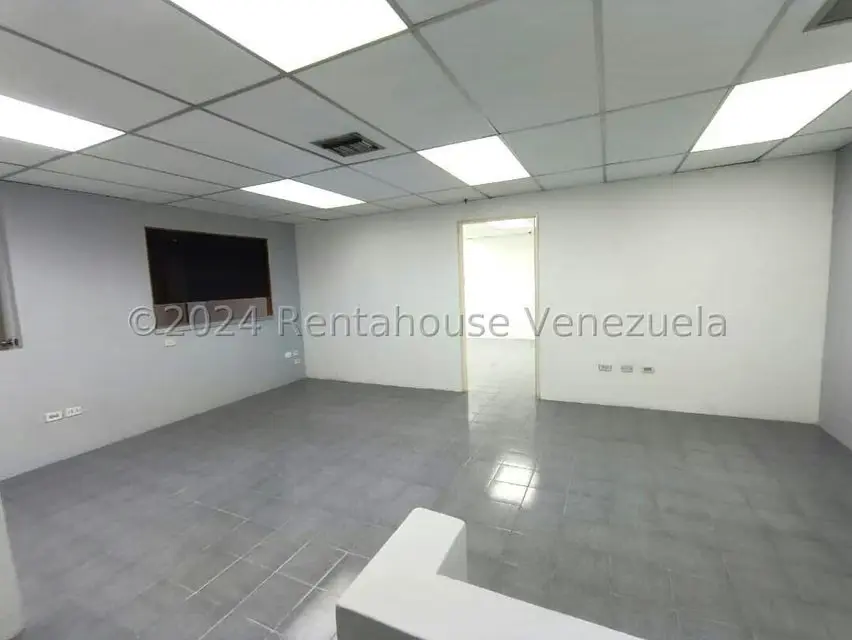 Oficina en Venta en La Urbina, Distrito Metropolitano - 11