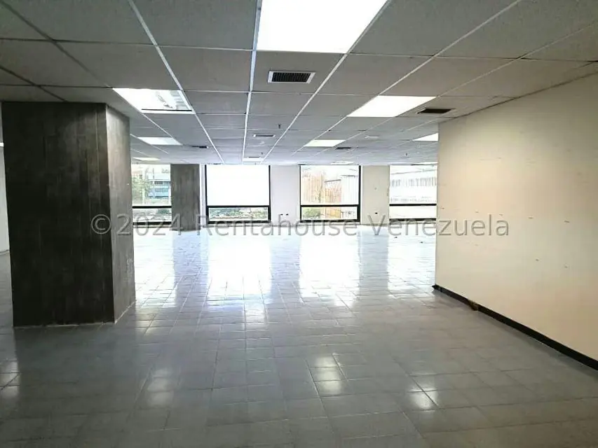 Oficina en Venta en La Urbina, Distrito Metropolitano - 3