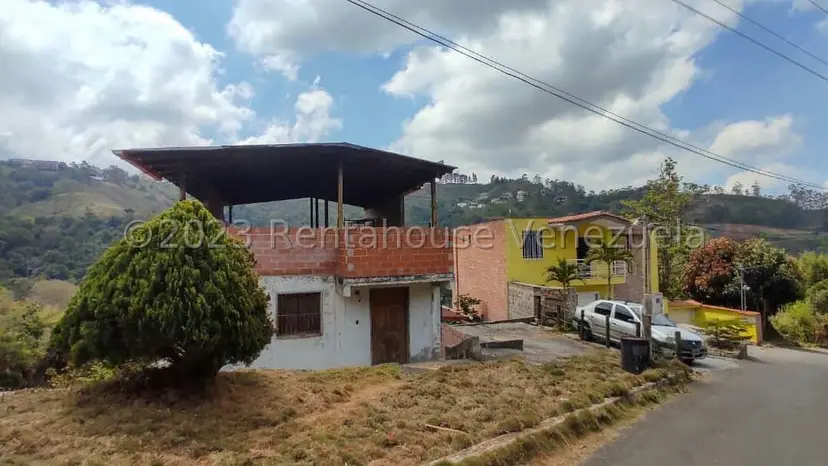 Terreno (Residencial) en Venta en Club de Campo, Miranda