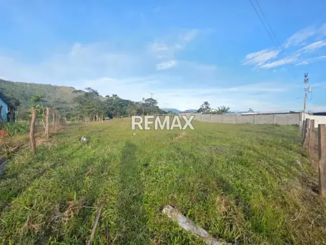 Terreno en Venta Via casa del Padre A 30mtrs de la Principal. Terreno: 1.237,66.