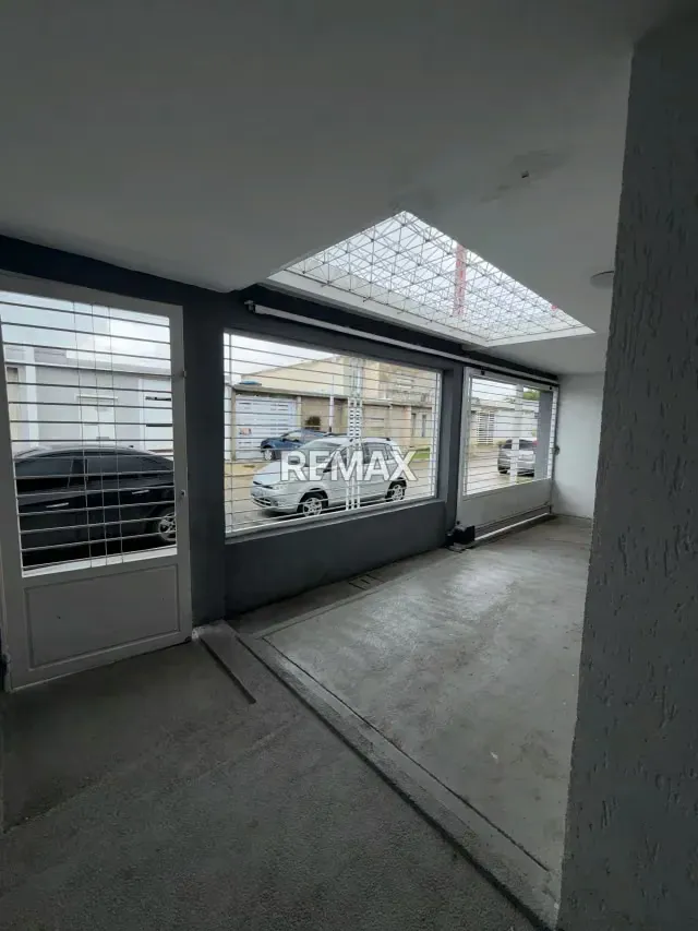 Se vende casa en la ciudadela - 2