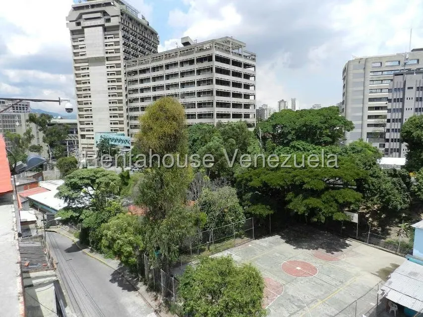 Edificio en Venta en Parroquia La Candelaria, Distrito Metropolitano - 59