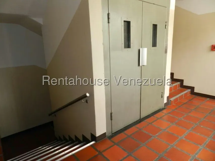 Edificio en Venta en Parroquia La Candelaria, Distrito Metropolitano - 10